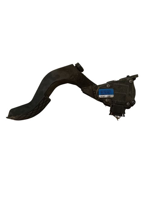 Pedala De Acceleratie Volkswagen Passat Variant 3B6 2000 - 2005 8D1723