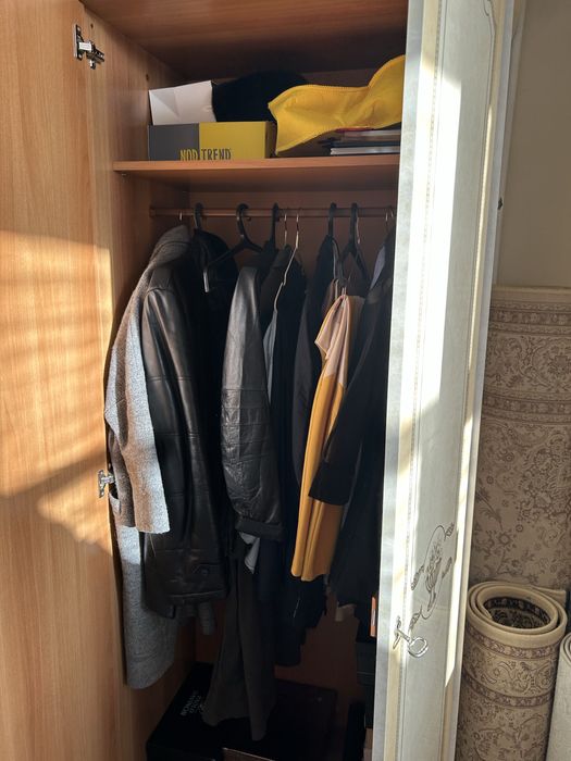 Продам 6дверный шкаф