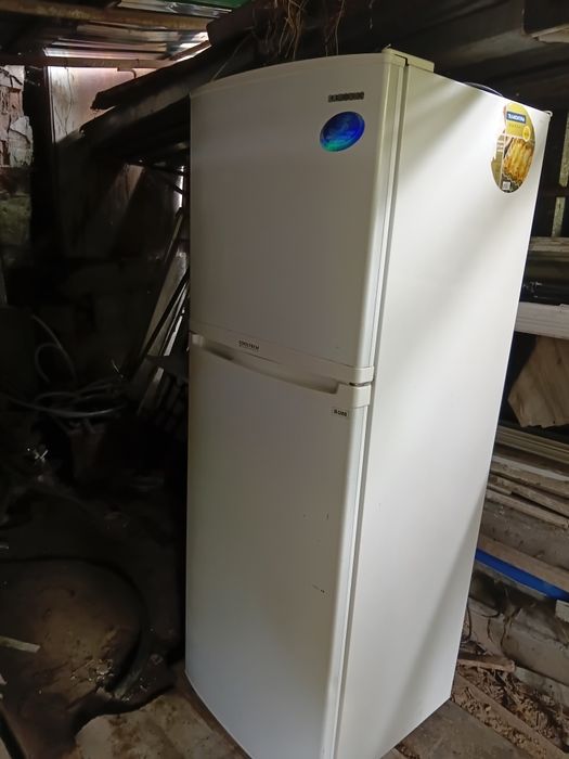 Холодильник Самсунг