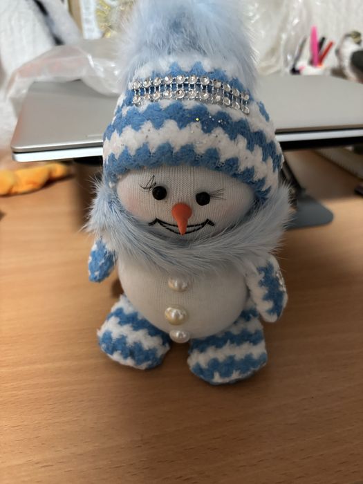 Продаю игрушки за 2000 тг.