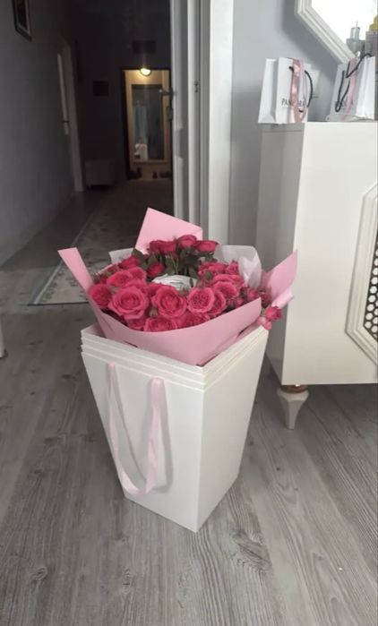 Букет. Розы.  Айна букет. Цветы