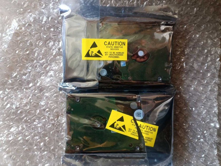 Hewlett Packard Enterprise серверный жесткий диск 400-AHLM 2 ТБ