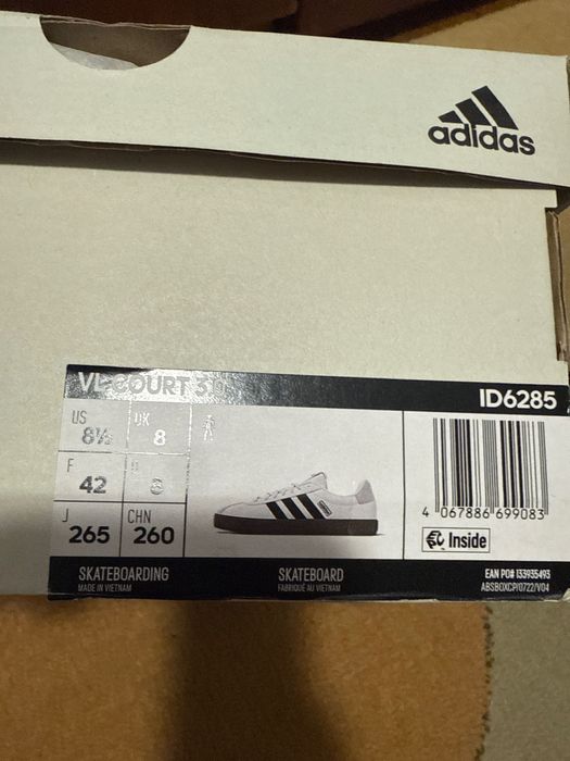 Mъжки спортни обувки Адидас , Skateboarding, размер 42, нови