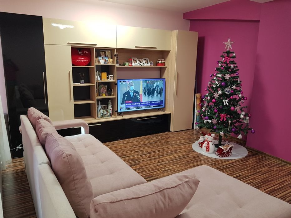 Apartament cu 2 camere decomandate in cartierul Compozitorilor
