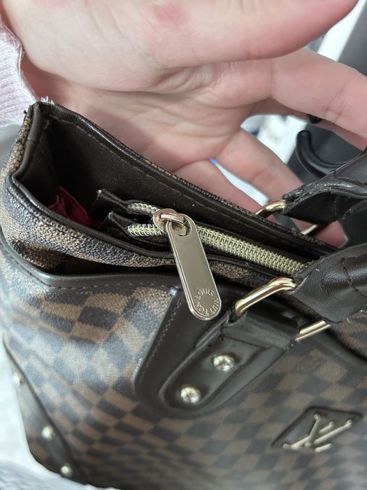 Geanta Louis Vuitton