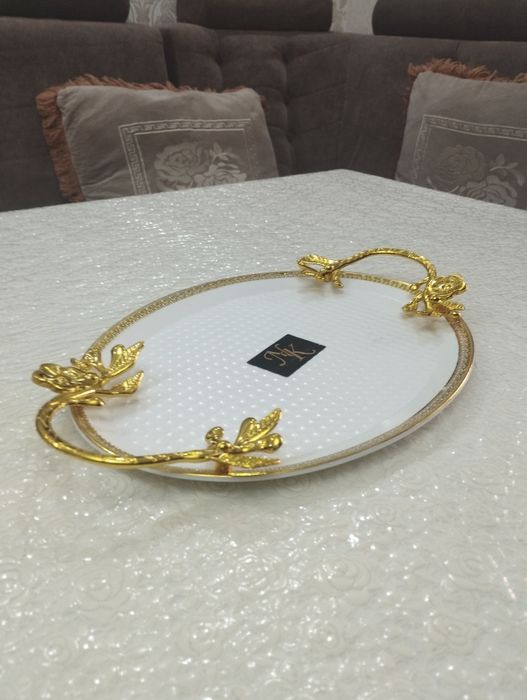 Посуда для стола, пластиковая посуда.