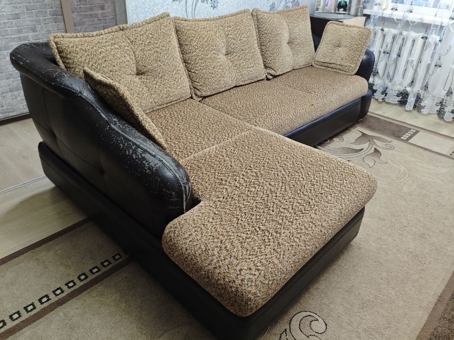 Диван      угловой