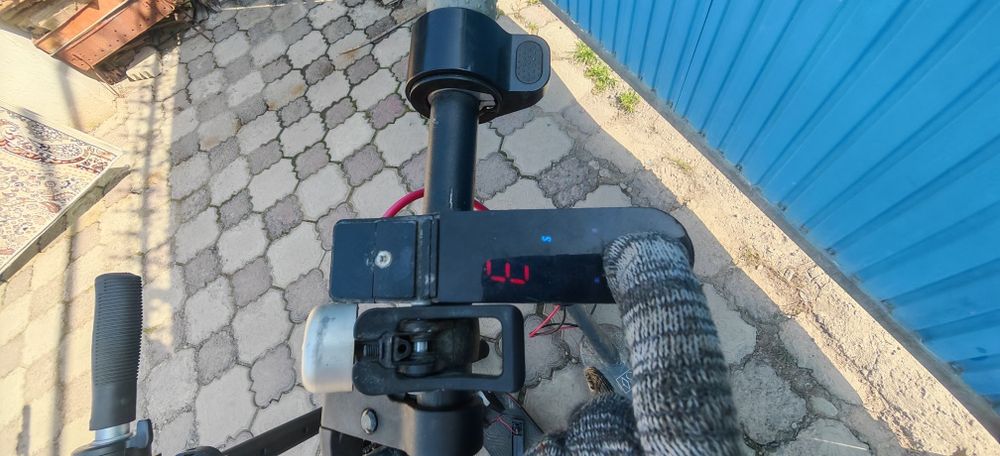 Электросамокаты разные