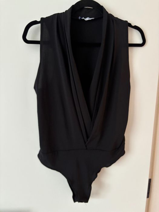 Черно елегантно боди Zara