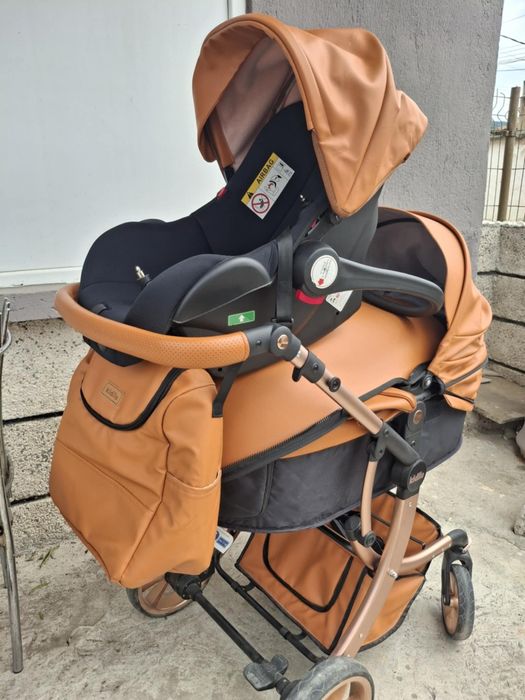 Чисто нова Количка за Бебета и деца!