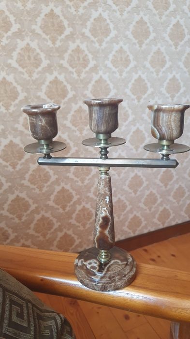 Подсвечник из оникса