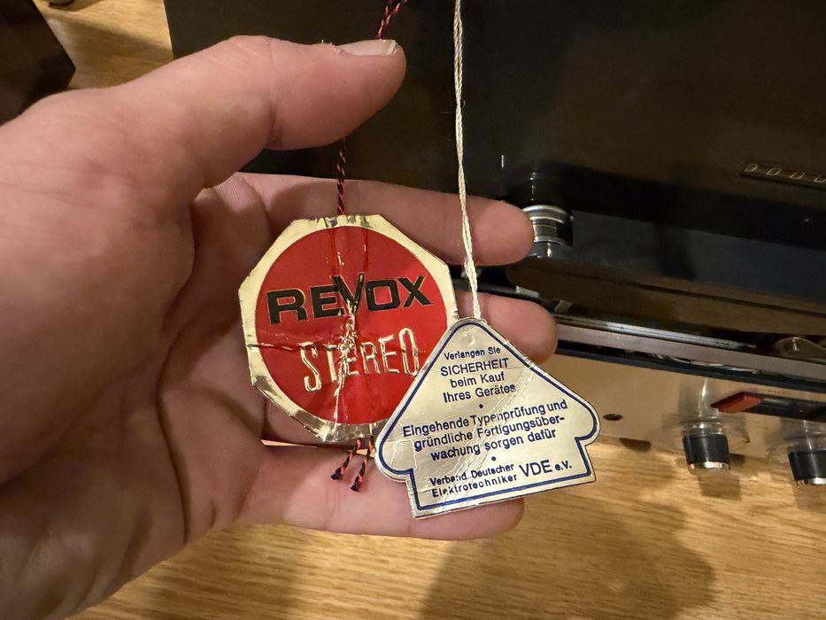 Magnetofon ReVox A77 Stereo cu capac acrilic