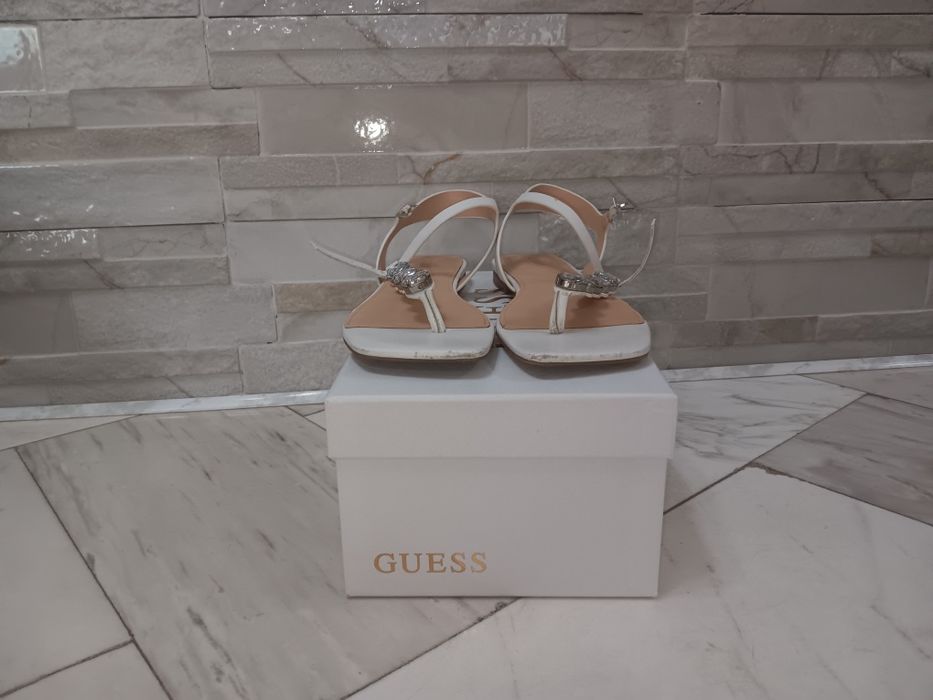 Сандали Guess Sefora 38 номер
