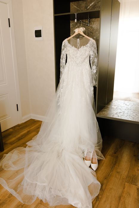 Свадебное платье