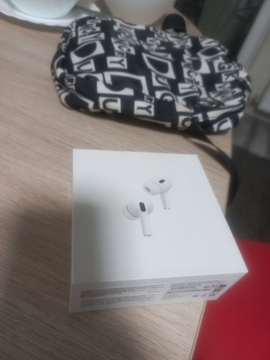 AirPods Pro наушники