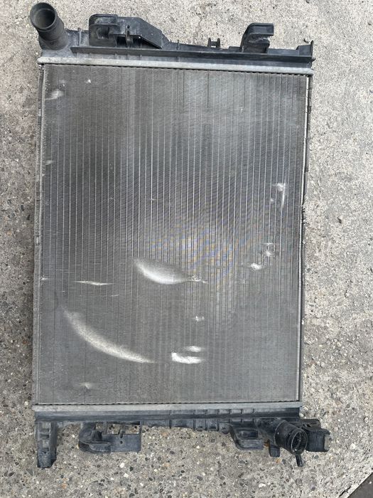 Радиатор веста БУ