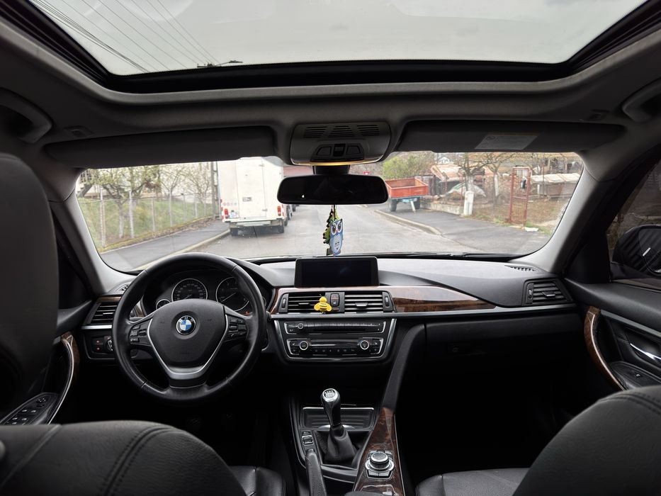 BMW 320 din 2013