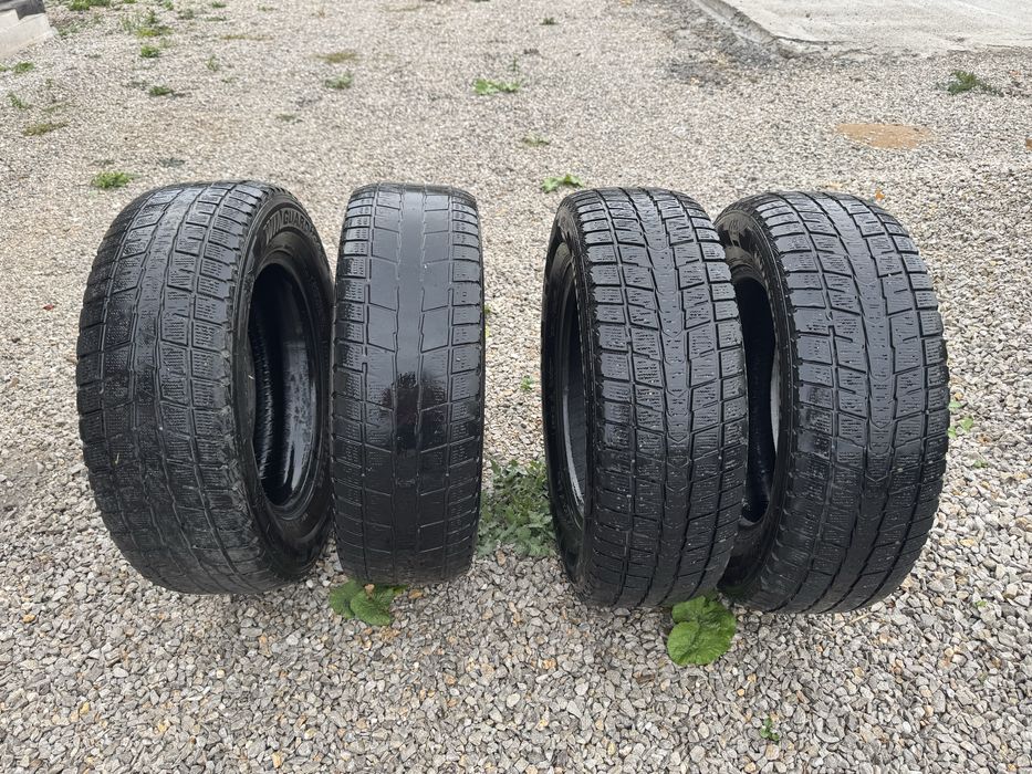 Зимня резина r16 215/65