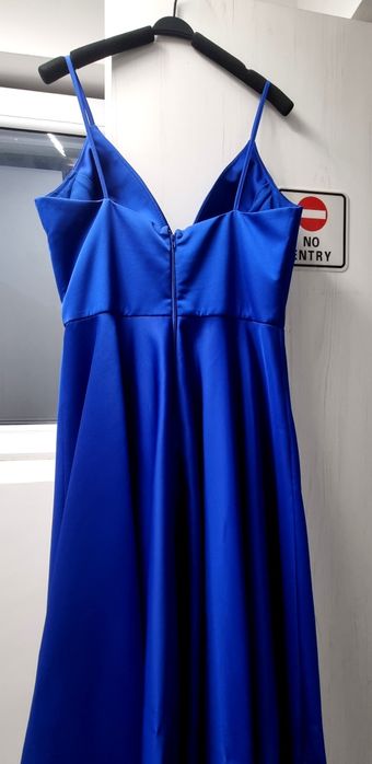 Vând rochii evenimente, atmosphere