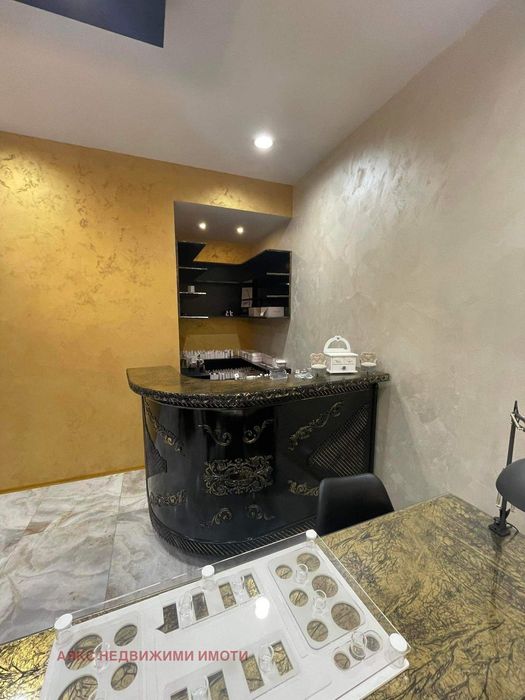 Продава се Магазин в София, Лозенец - 90 кв.м за 2689 €/кв.м - Снимка #3