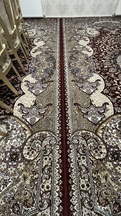 Gilam sotiladi 3x5m 2ta