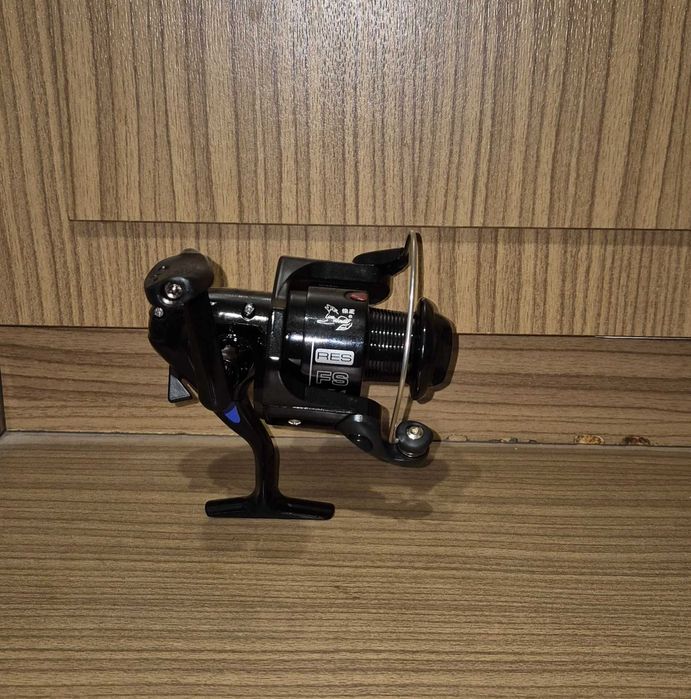 Рыболовная  без инерционная спиннинговая   катушка " Line Winder"