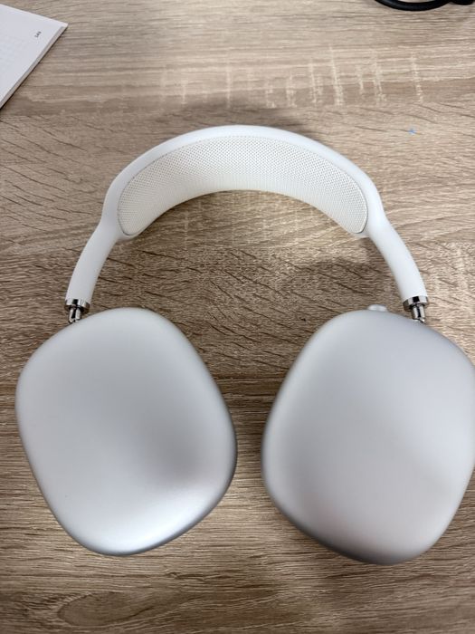Vând căsti Apple airpods max impecabile!!