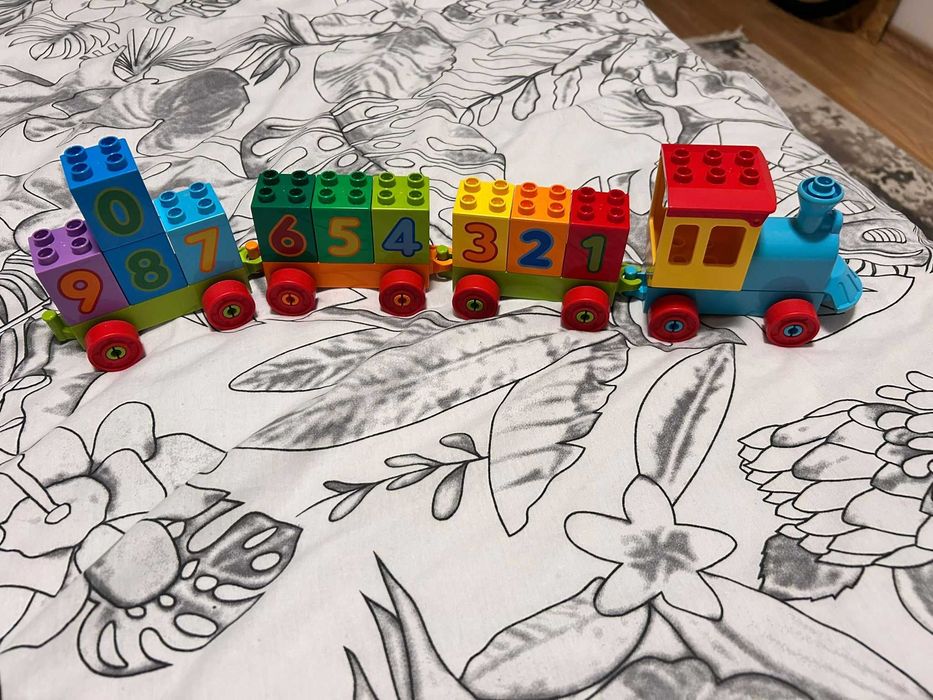 Lego DUPLO Train