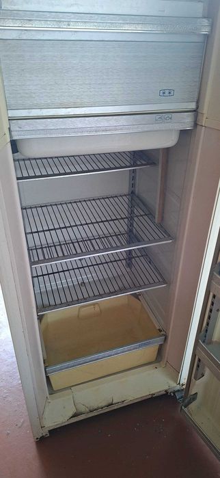 Продаётся холодильник ЗИЛ
