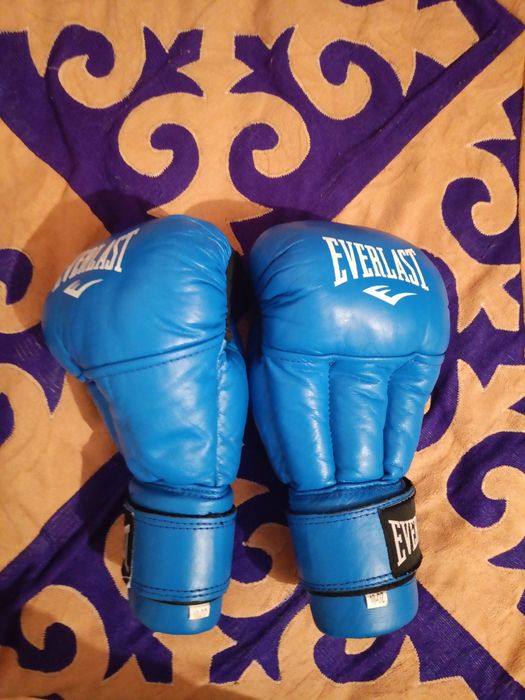 Перчтаик для ММА Everlast