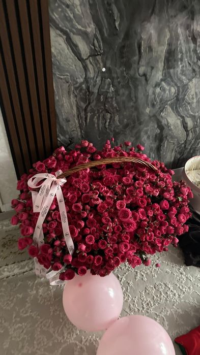 Букет роз корзина розы корзина из спрей-роз