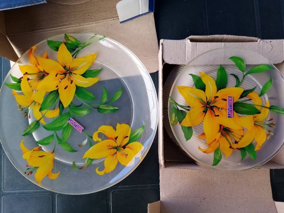 Сет за ТОРТА. 6 чинийки+1 плато