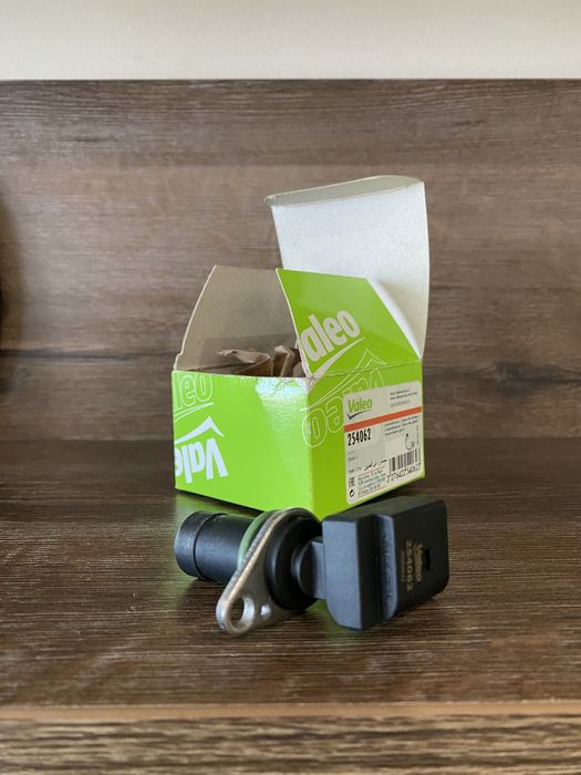 BMW датчик колянов вал