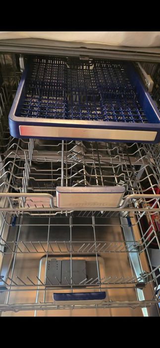 Съдомиялна GRUNDIG