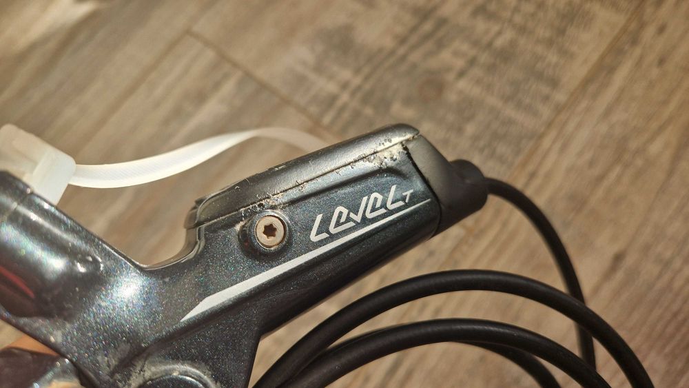 комплект спирачки Sram Level T + скоби Avid MatchMaker + накладки