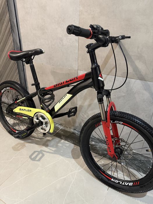 Велосипед в хорошем состояние