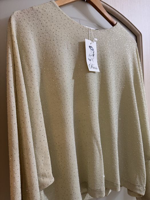 Двойка с блестящими стразами