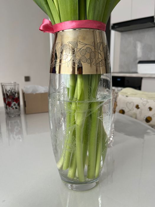 Хрустальная ваза для цветов