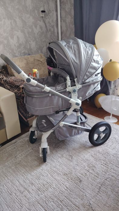 Коляска в хорошем состоянии