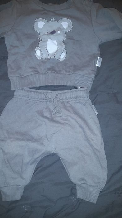 Дрешки за новородено от 0 до 6 месеца