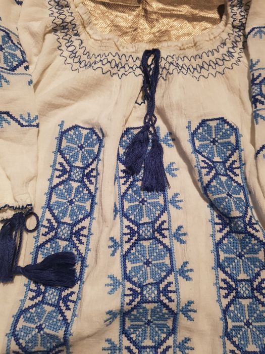 IE traditionala din bumbac