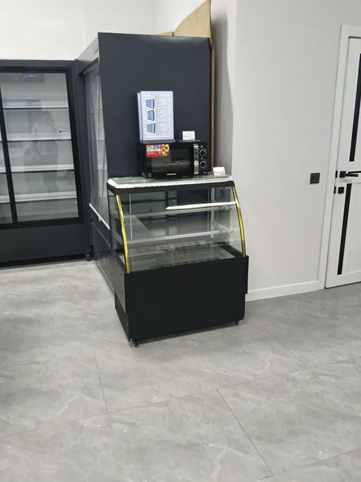 Витрины под выпечку