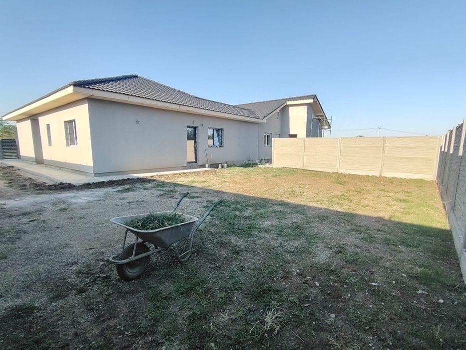 Casa de vanzare Giarmata