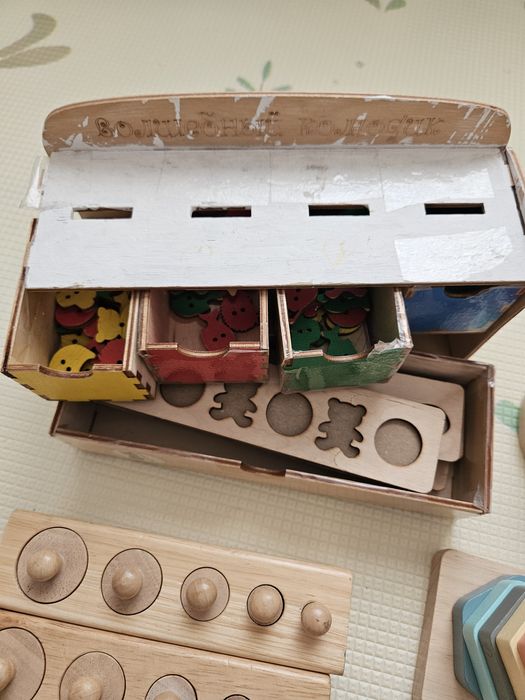 Деревянные развивающие игрушки