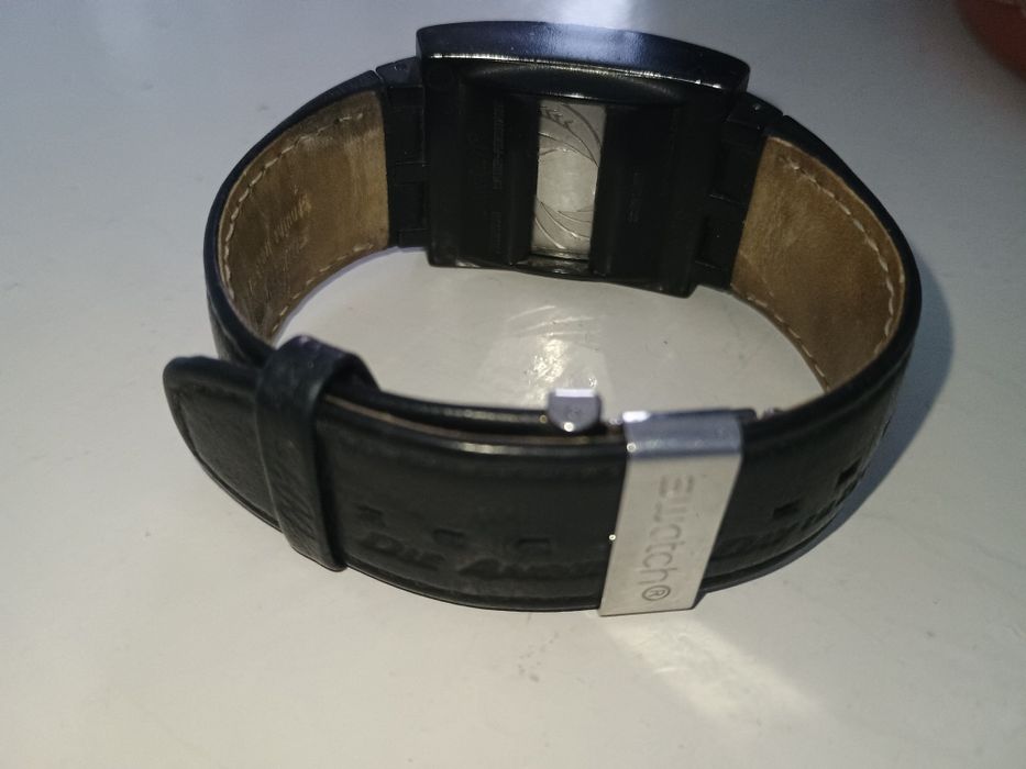Swatch 007 часы мужские.