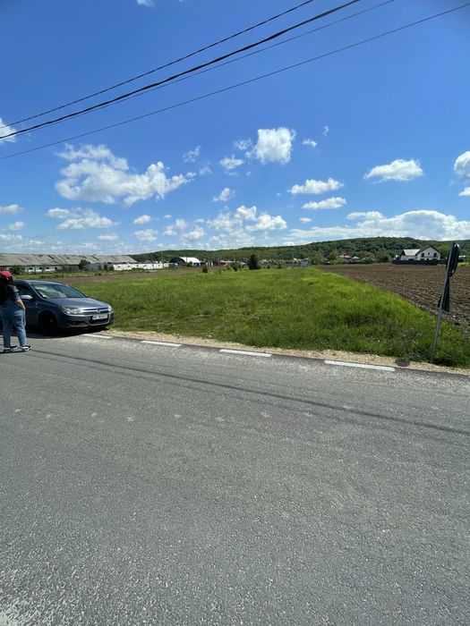 Teren intravilan de vânzare  600 mp Bascov, Rotărești – utilități complete – 25 €/mp