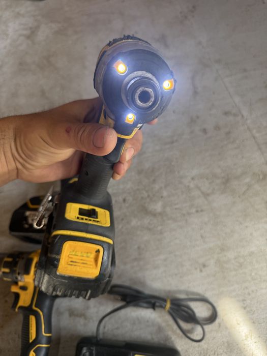 Dewalt 18V импакт и винтоверти