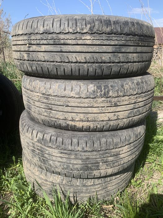 Продам шины летний 225/70/16