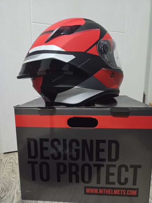 Продавам мото каска MT Helmets – размер S