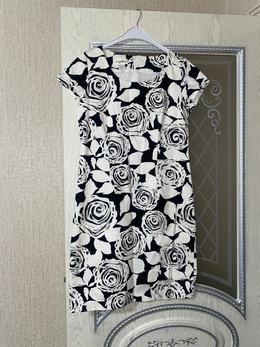 Продаю разные  7 платьев за 20тыс тг